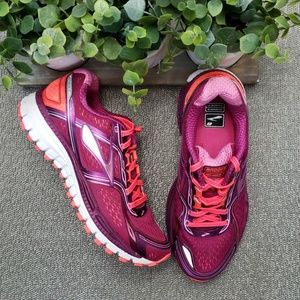 Brooks Ghost 8 Size 6.5